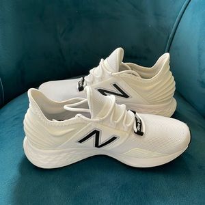 New Balance Fresh Foam Roav
